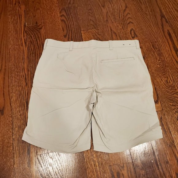 J. Crew 8" Flex Gramercy Tech Short in Stone - Picture 5 of 6